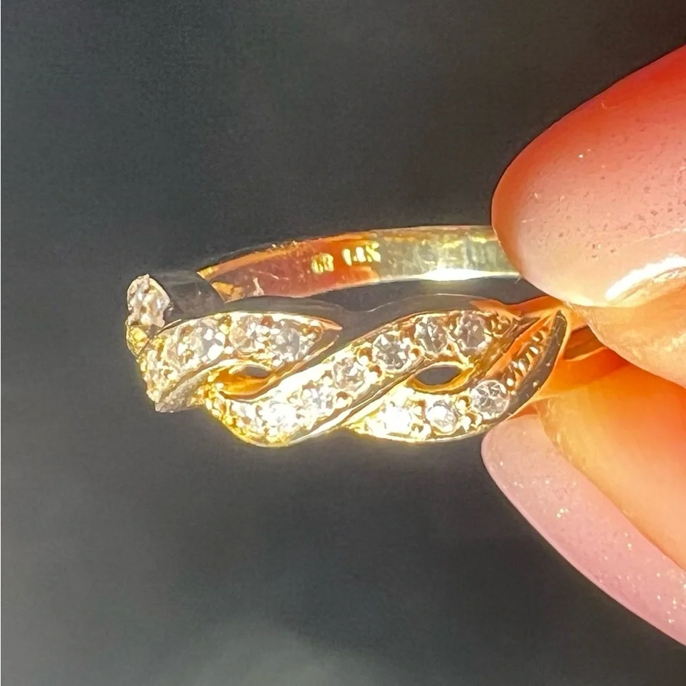 14K Diamonds Elegant Gold Braided Ring size 6.5-7 - Picture 10 of 10